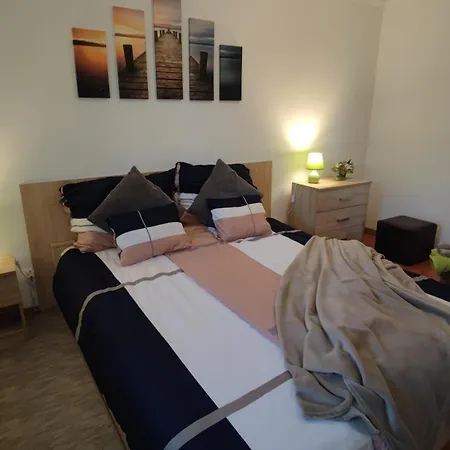 Limonade Ac Agard Elmenyfuerdo Mellett Gárdony