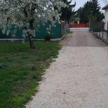 Limonade Ac Agard Elmenyfuerdo Mellett Daire *