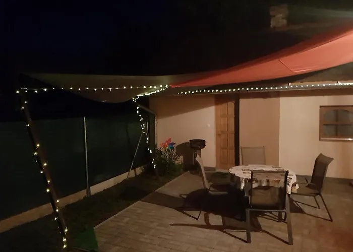 Limonádé Ac Agárd élményfürdő Mellett Appartamento *